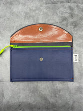 Load image into Gallery viewer, Solid Leather Wallets
