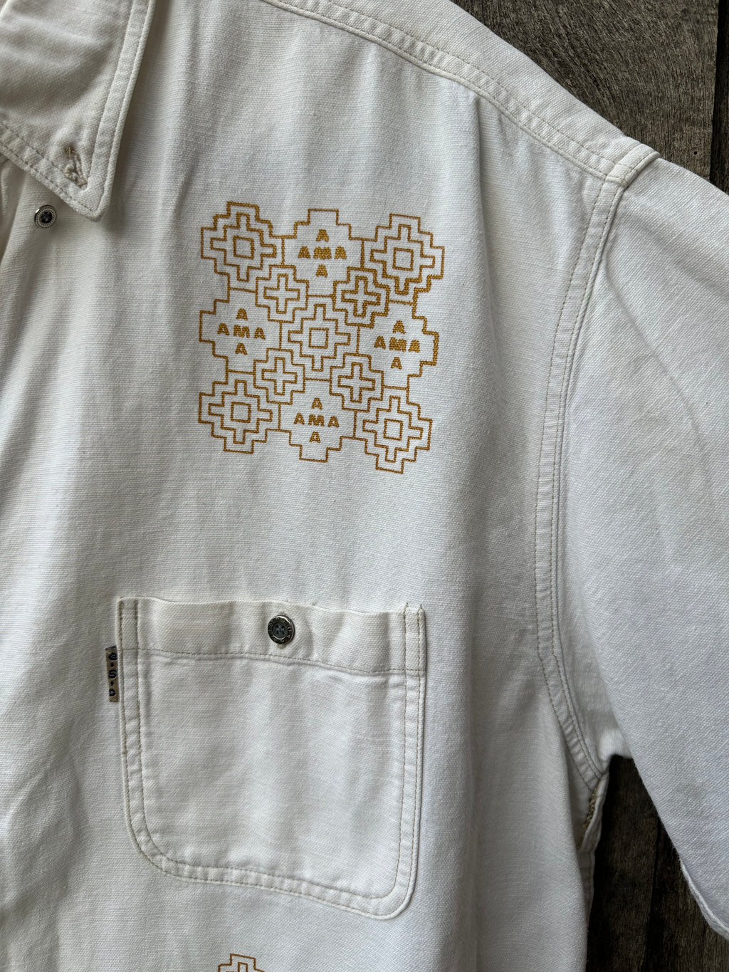 Vintage Collared Shirt Quiksilver - Screenprinted
