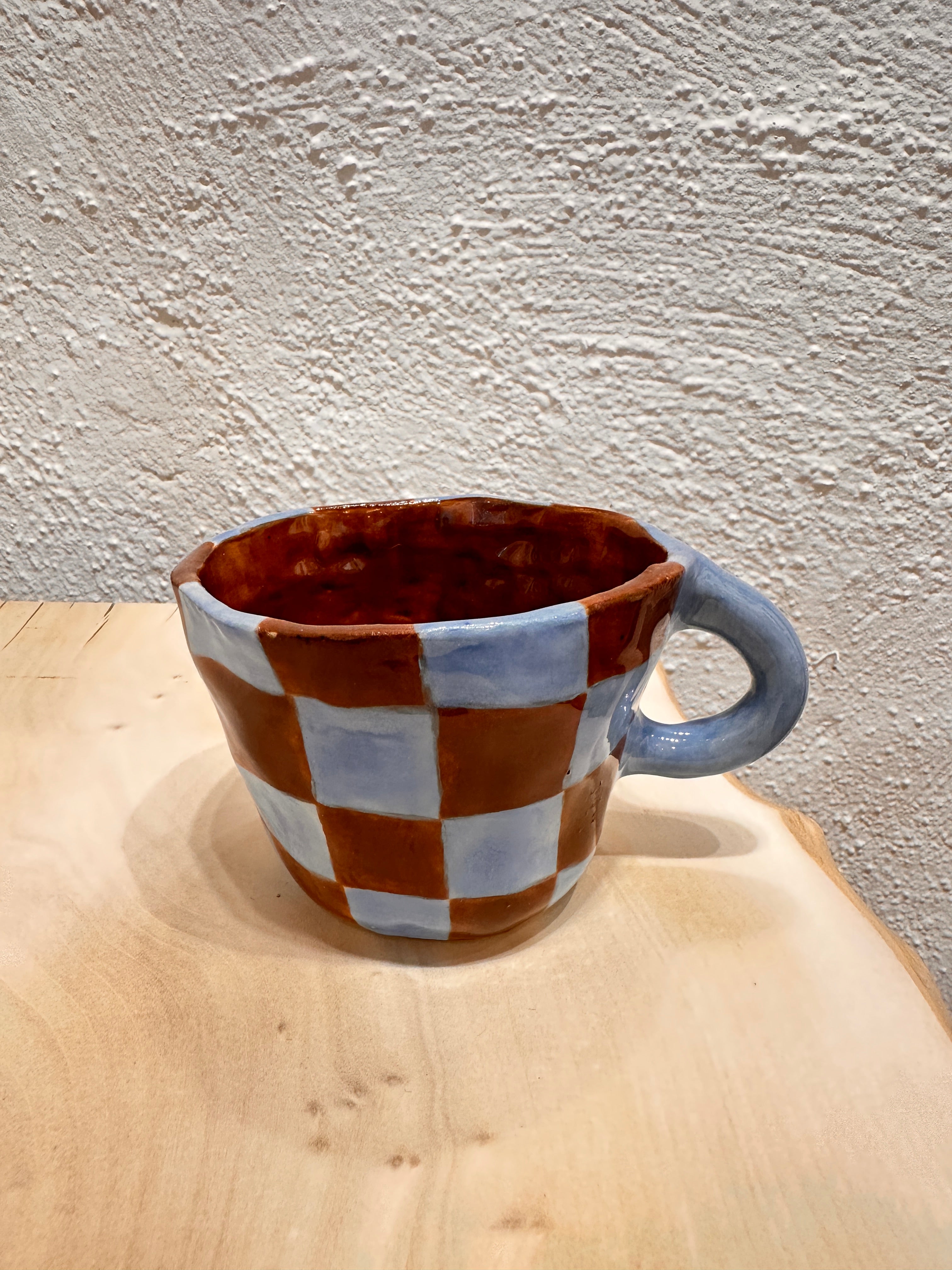 Brown checkered - Rounded mug ~ pinched clay