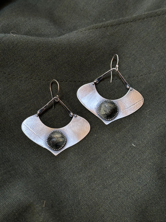 Prehnite Aspen Leaf earrings - sterling silver