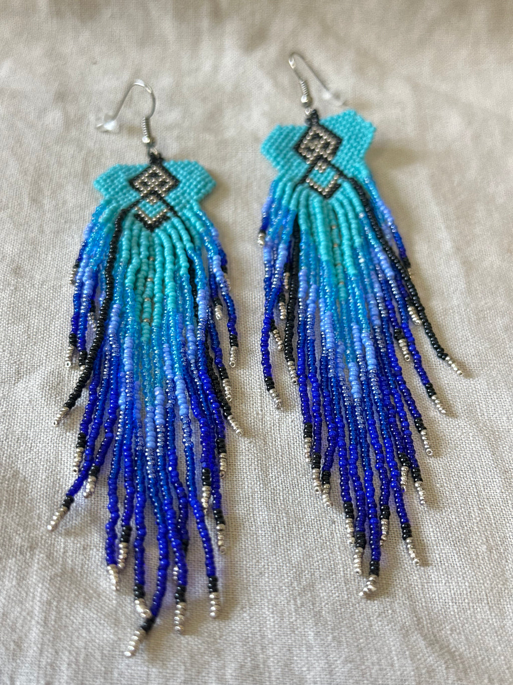 Beaded earrings - Blues