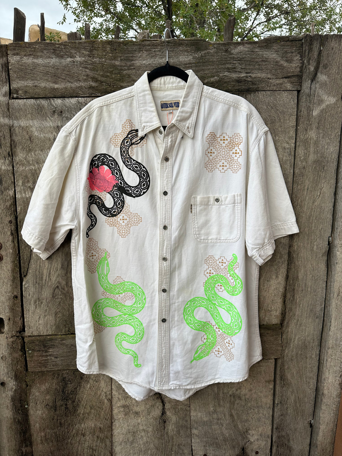 Vintage Collared Shirt Quiksilver - Screenprinted