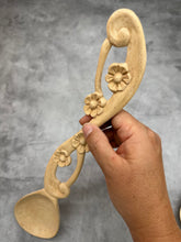 Load image into Gallery viewer, Flower Wooden Utensil
