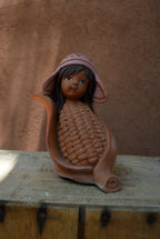 Niñas Maiz • 6” tall