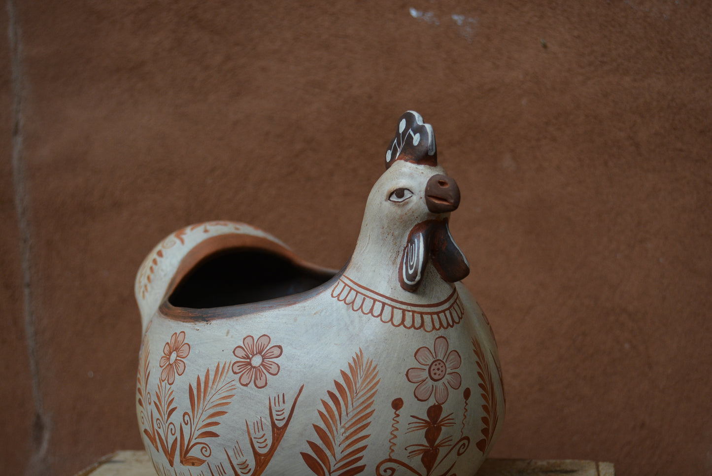 Hen bowl - eggs holder Red and Sand