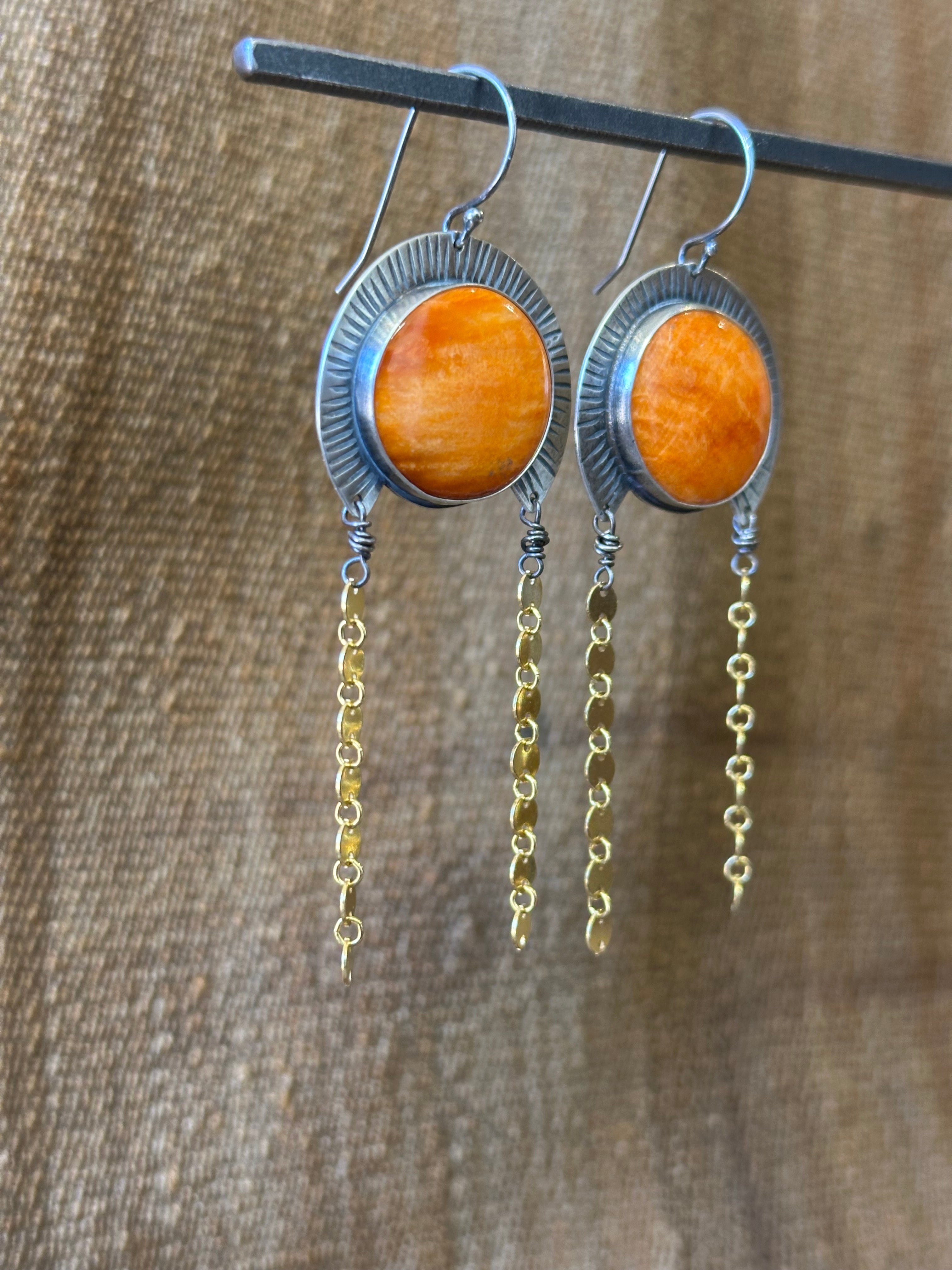 Spiny Oyster La Lluvia Earrings - sterling silver and gold filled