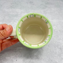 Load image into Gallery viewer, Green and White mug - Porcelain

