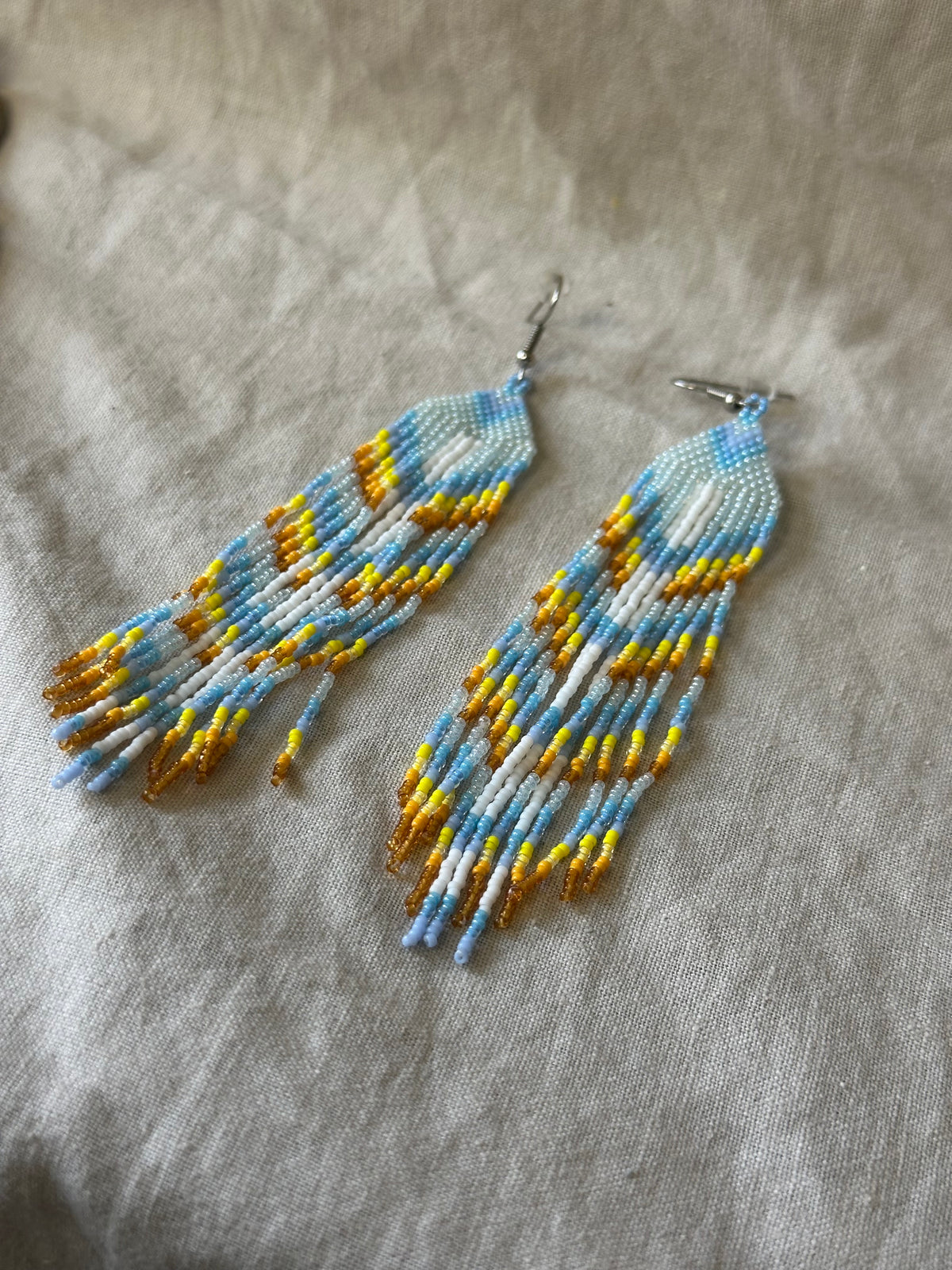 Beaded earrings - snow & sunset