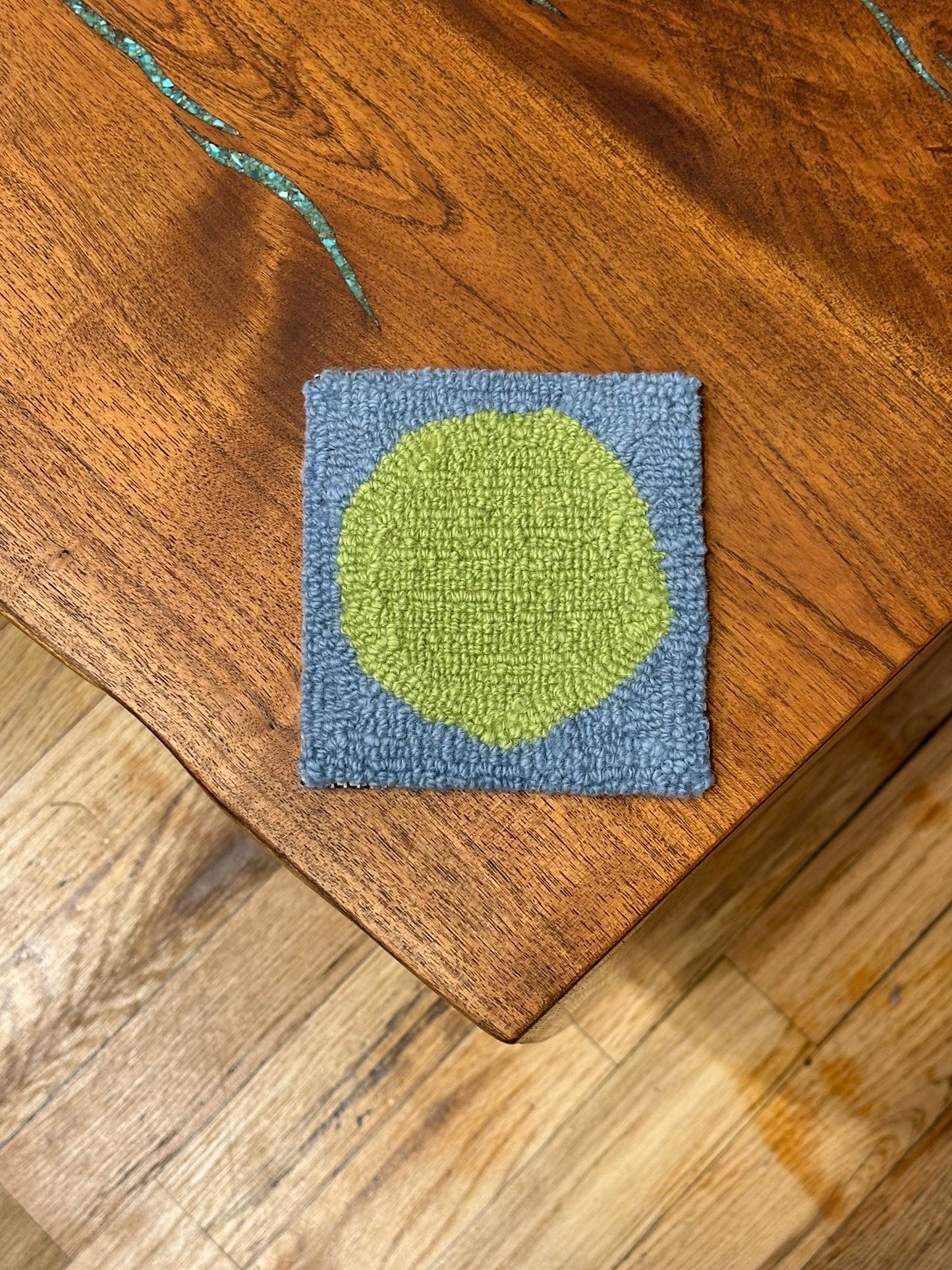 Coasters - grass ~ lake