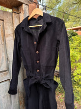 Load image into Gallery viewer, Black corduroy - Jumpsuit
