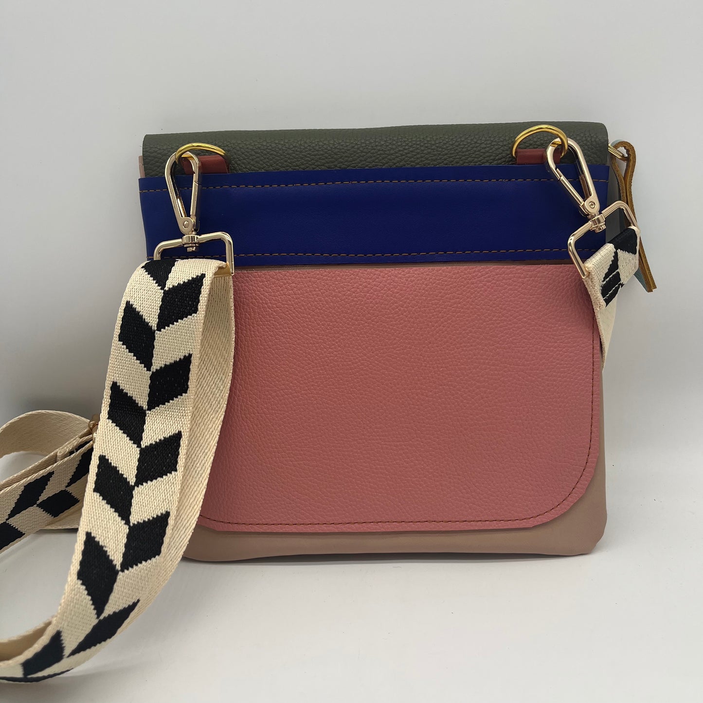 Medium Crossbody Bag blush & brown