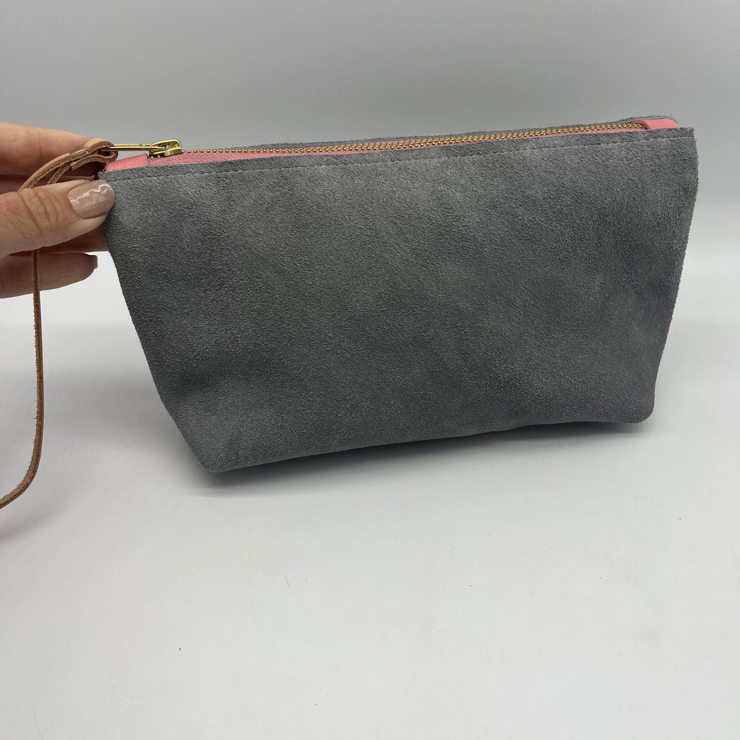 Suede wristlet - Solid grey