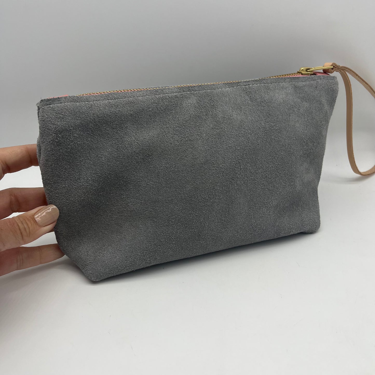 Suede wristlet - Solid grey