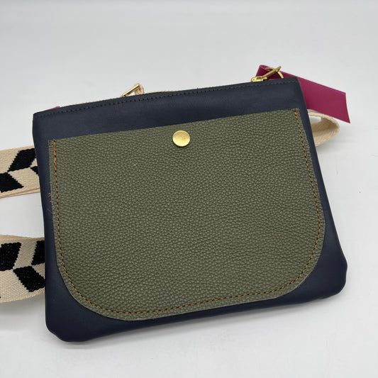 Small Crossbody Bag ~ multicolor ~ black zipper