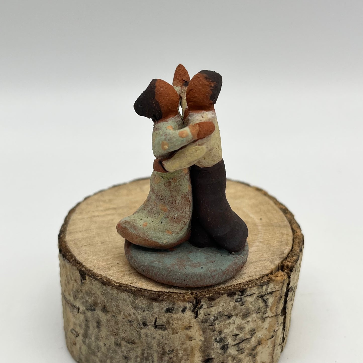 Tiny Sculpture ~ Couples dancing