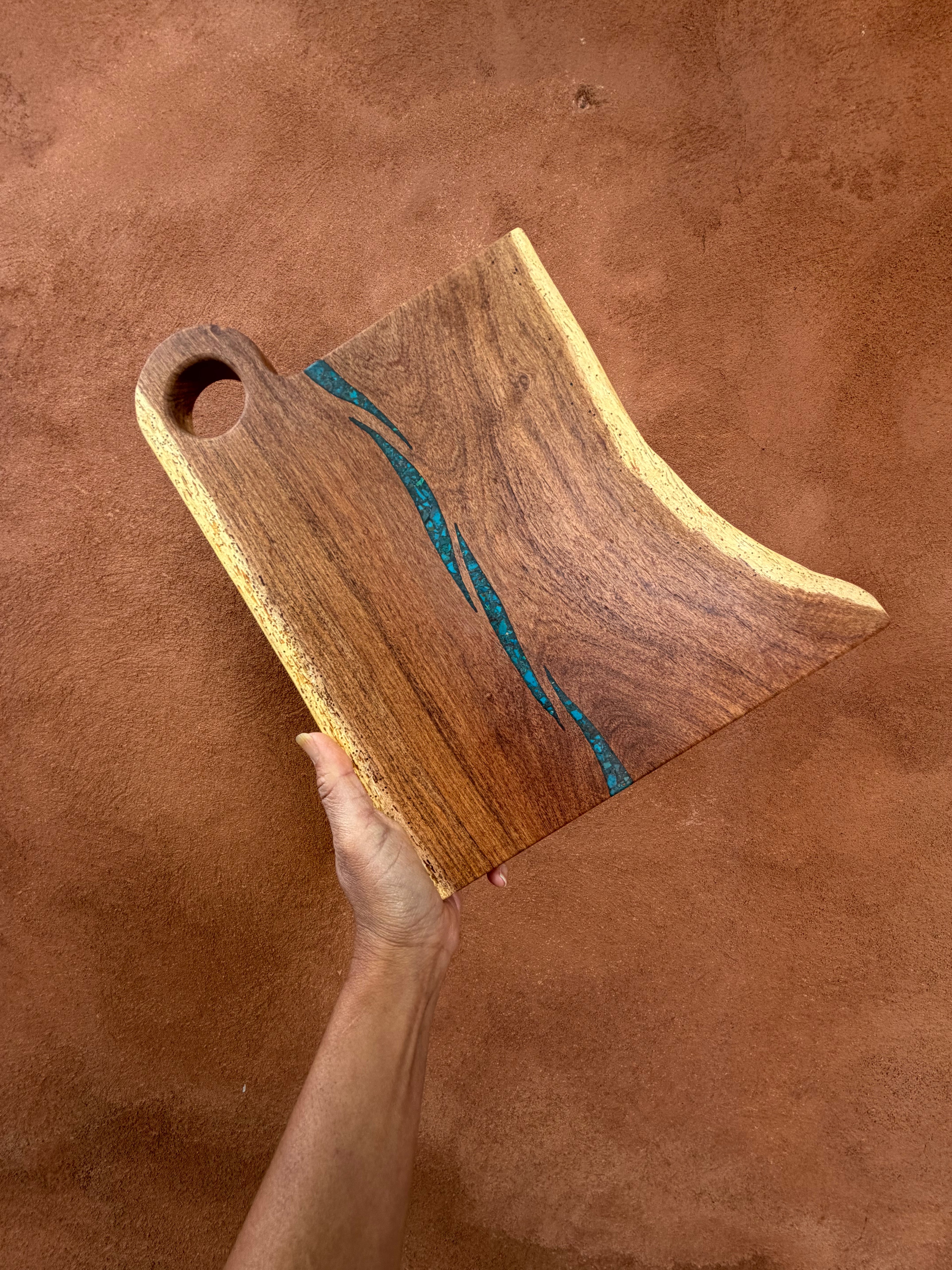Cutting board with handle - Peruvian turquoise