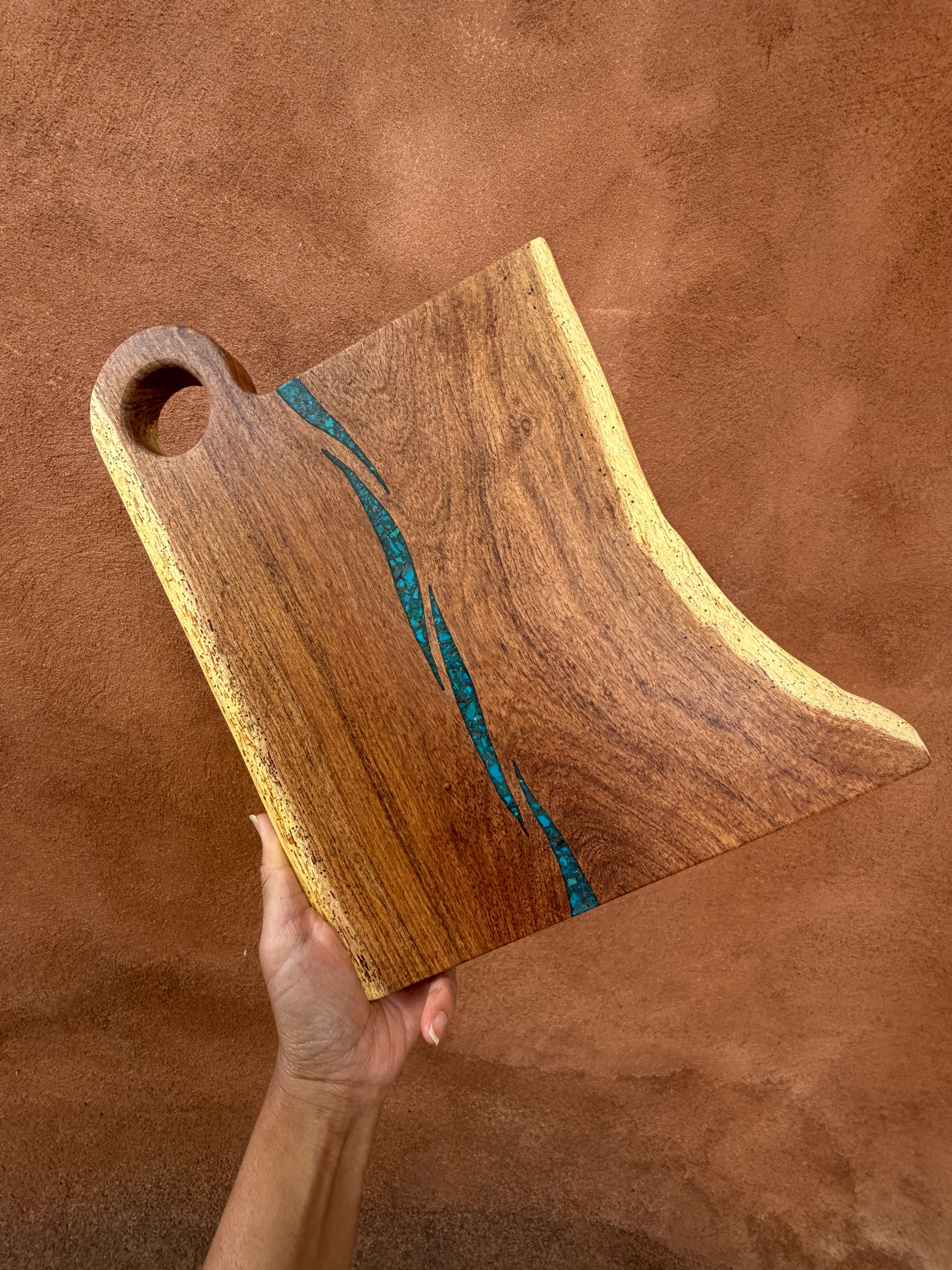 Cutting board with handle - Peruvian turquoise