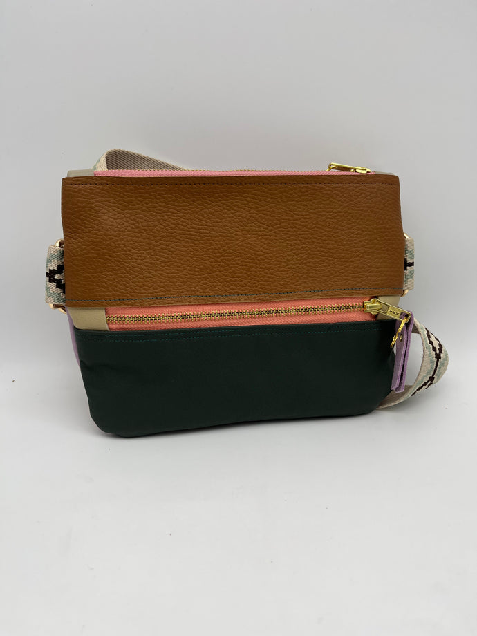 Crossbody Bag Brown & green- Pink zipper