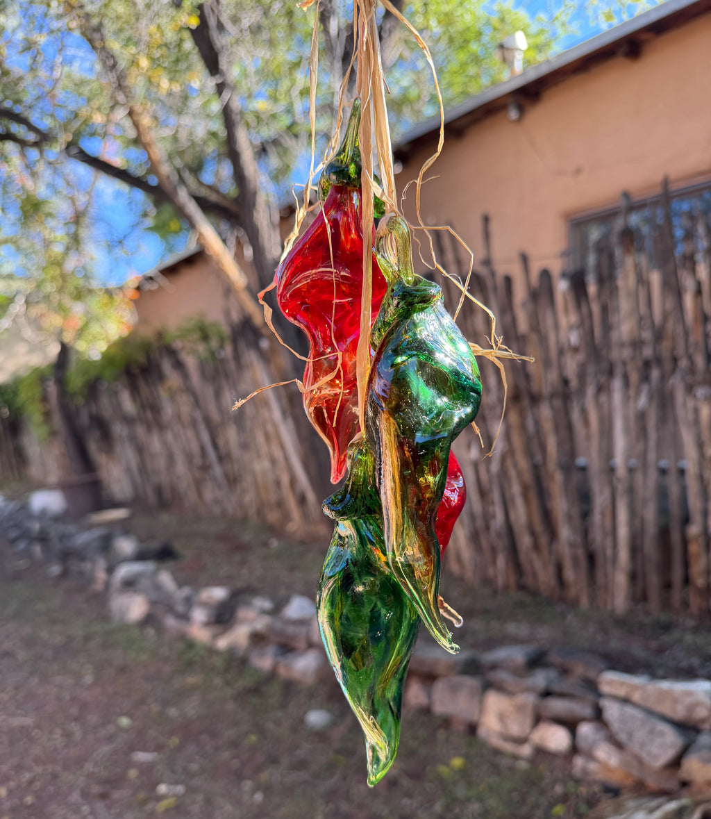 Glass blown ~ Red & green chili ristra ~ four chilis