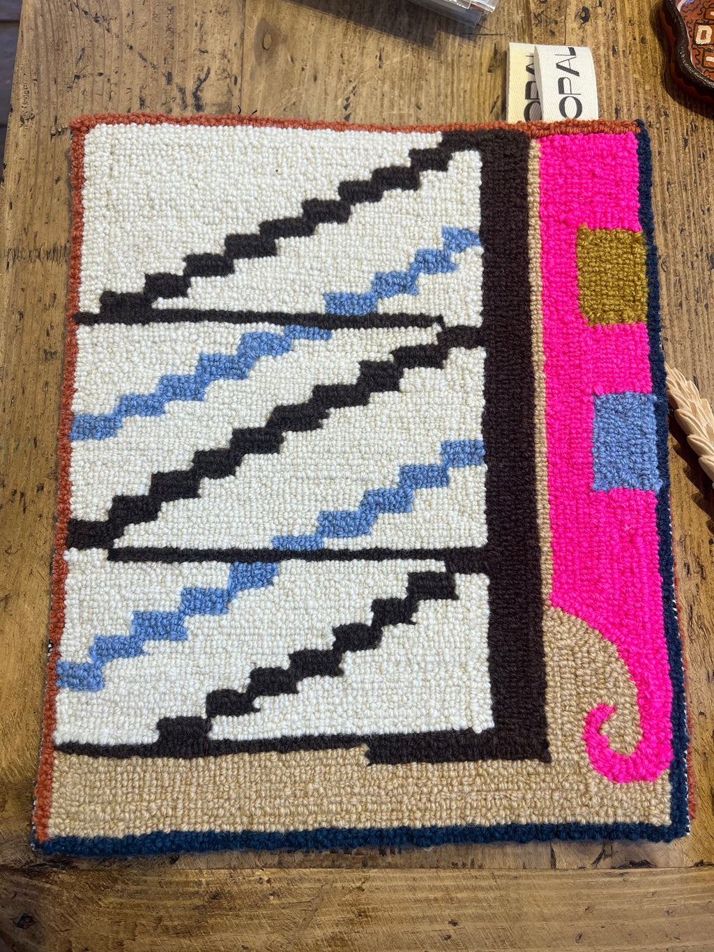 Table Mat - Blue trim