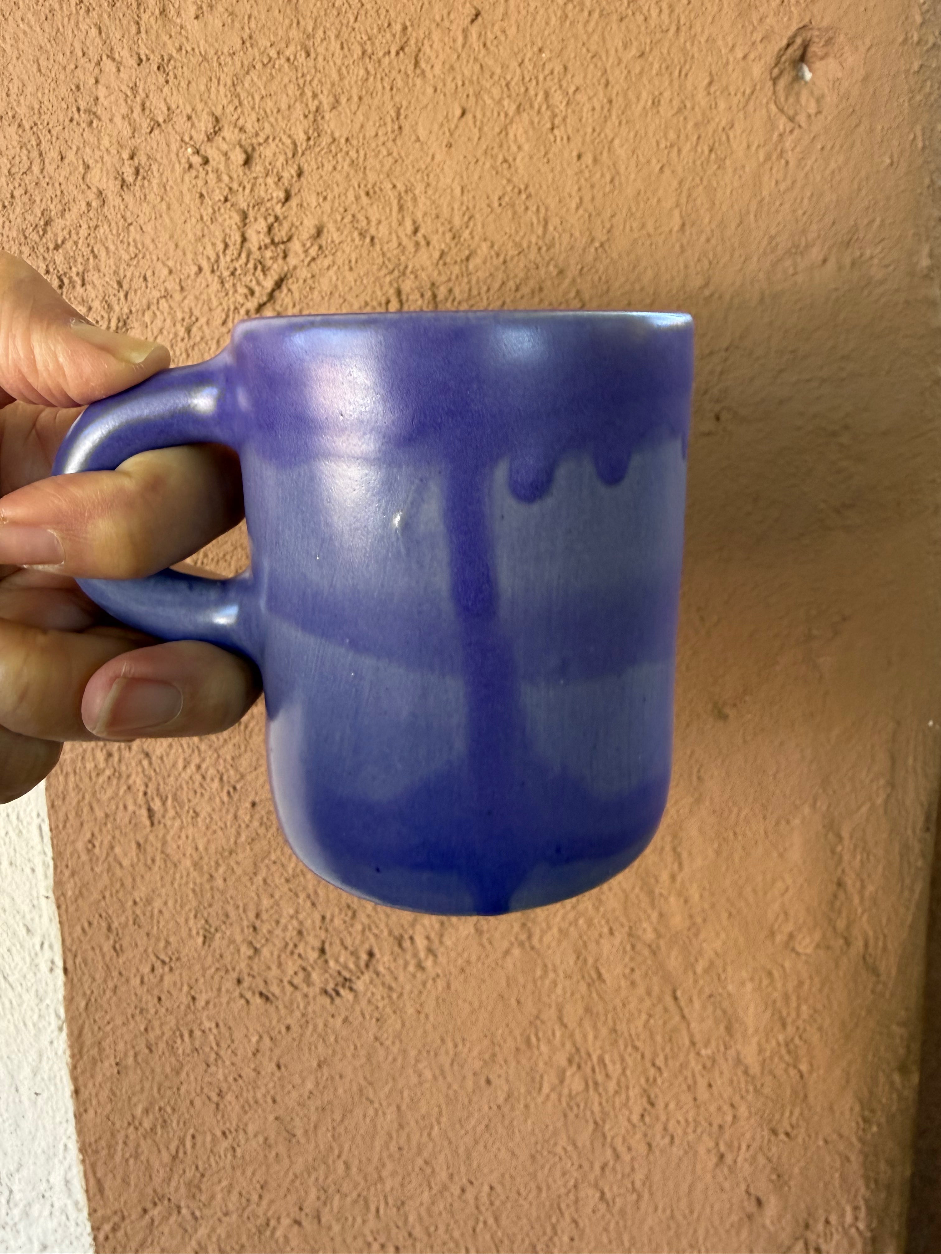 Blue mug - round handle