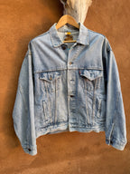 Second-Hand Levi's jacket with an original handwoven back panel- woven with 100% wool, undyed and commercially dyed yarns.