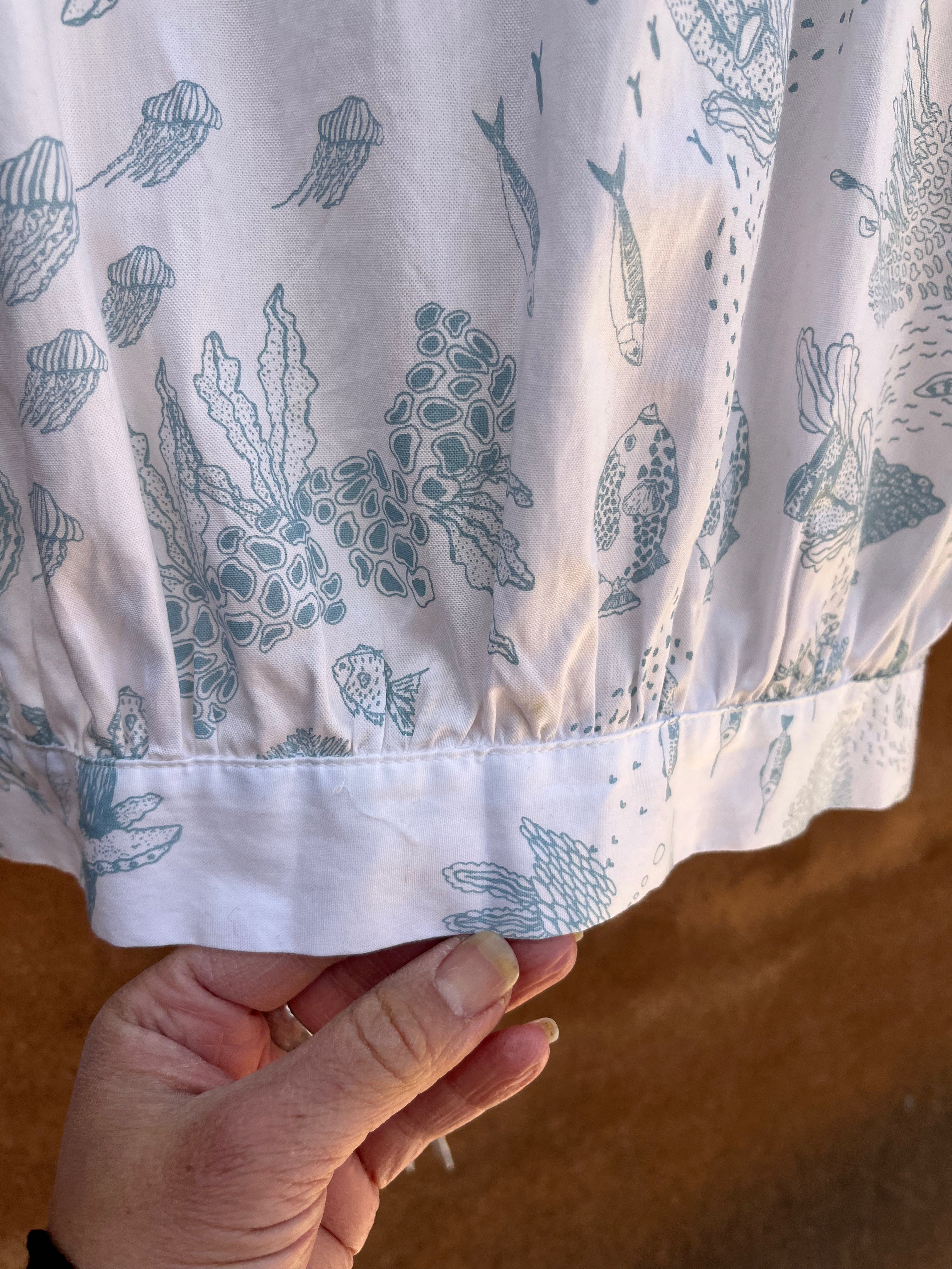 Coral blouse - White & blue - Large