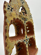 Altar sculpture - Home is in the Heart