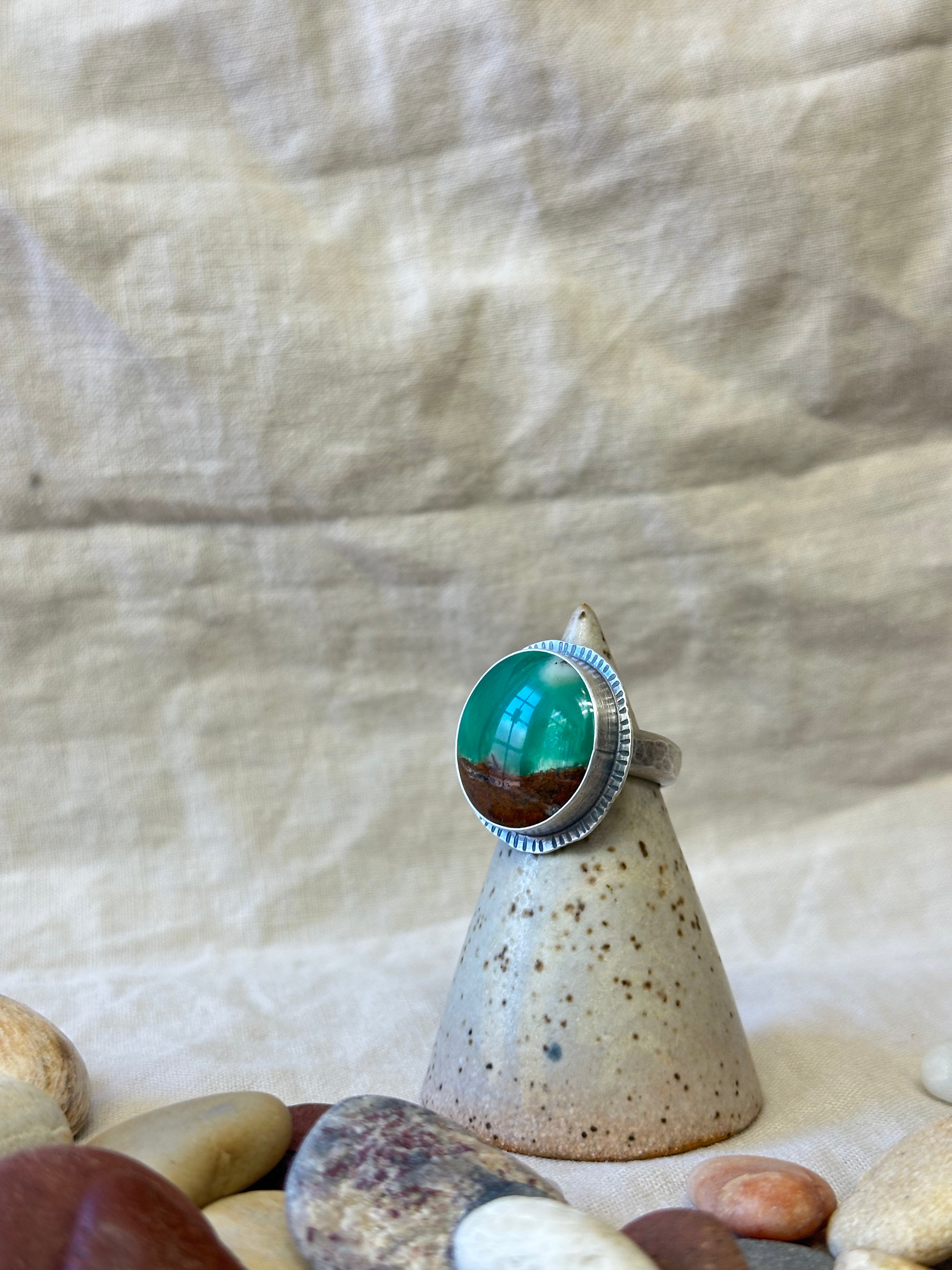 Australian Yerilla Chrysoprase & Sterling Silver Statement ring - Size 6.75