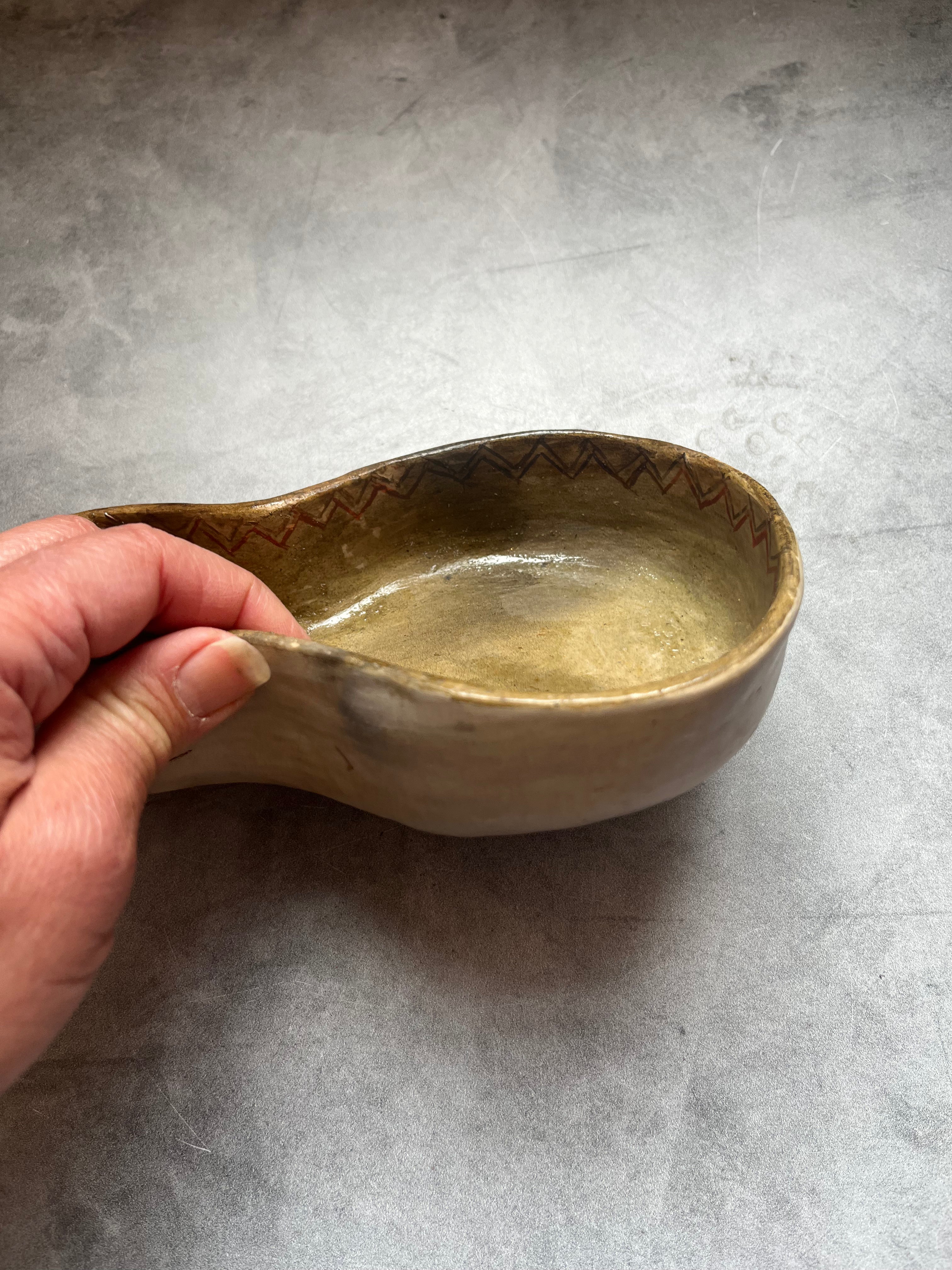 Awajun Ceramic Bowl - Squash shaped