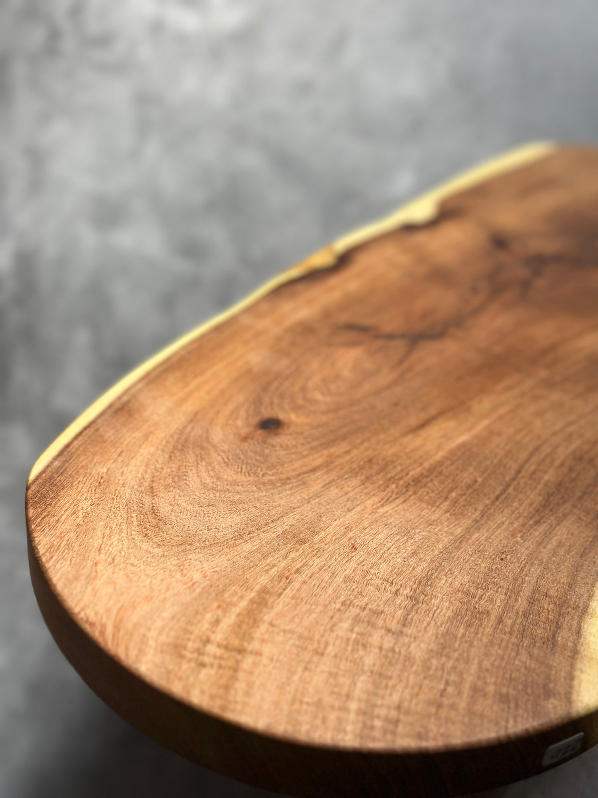 Oval Cutting Board - Velvet Mesquite & Kingman Turquoise