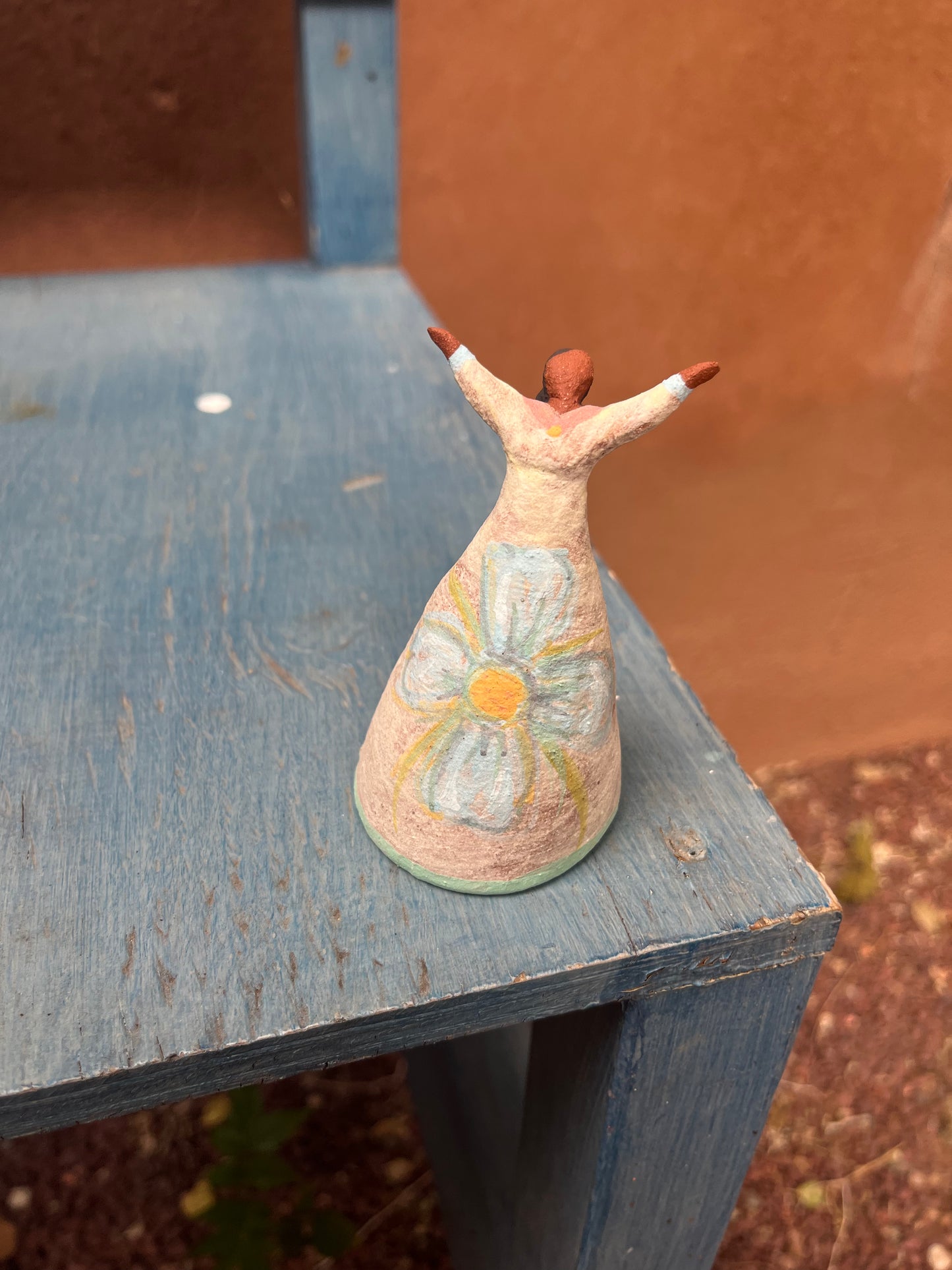 Dancer bell - blue flower on dress