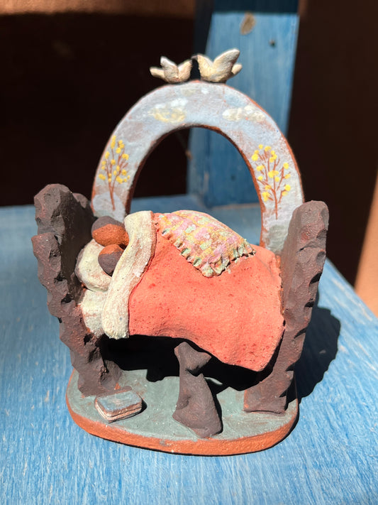Miniature sculpture ~ together