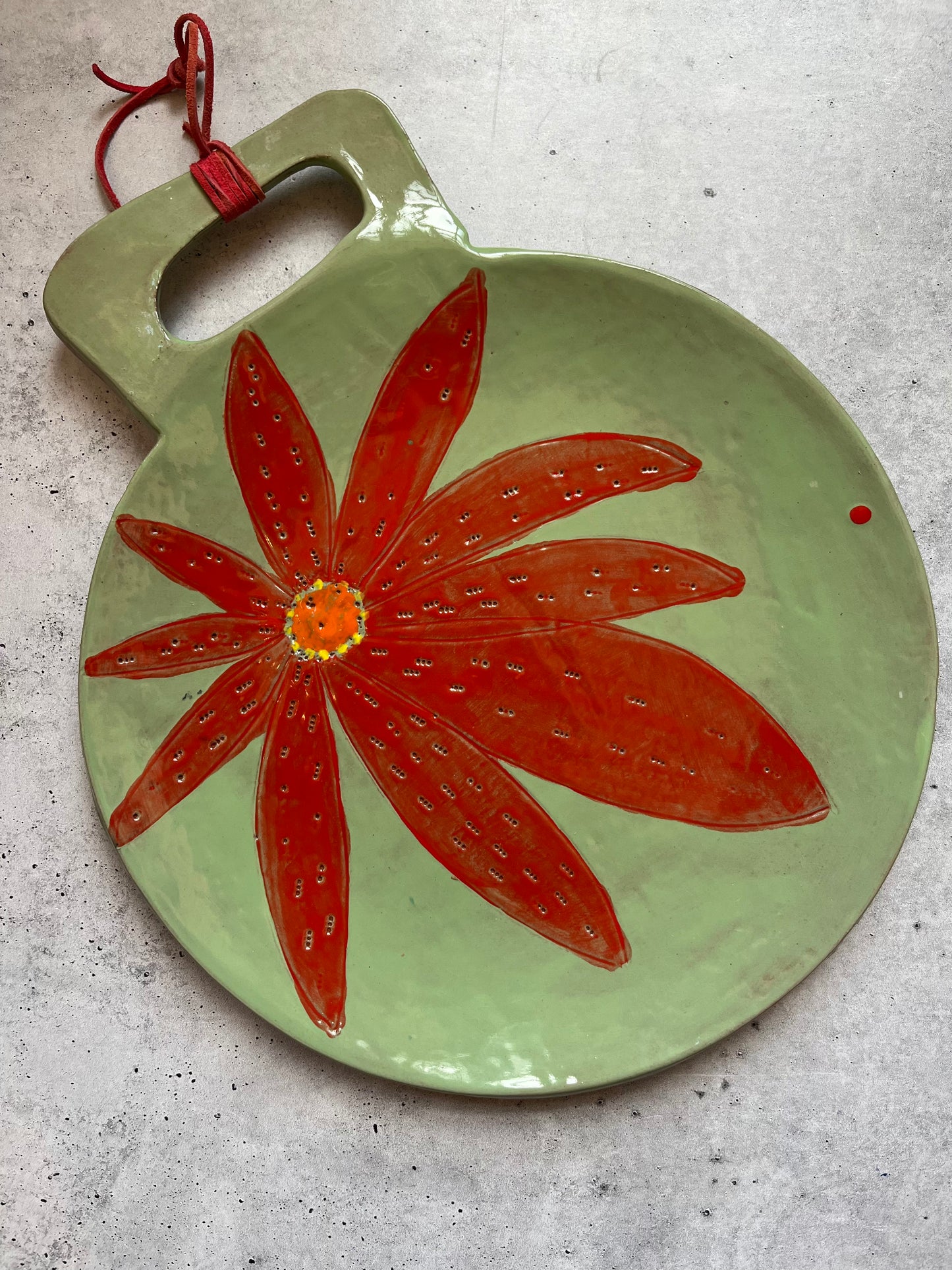 Circular Platter with Handle - Green and Red