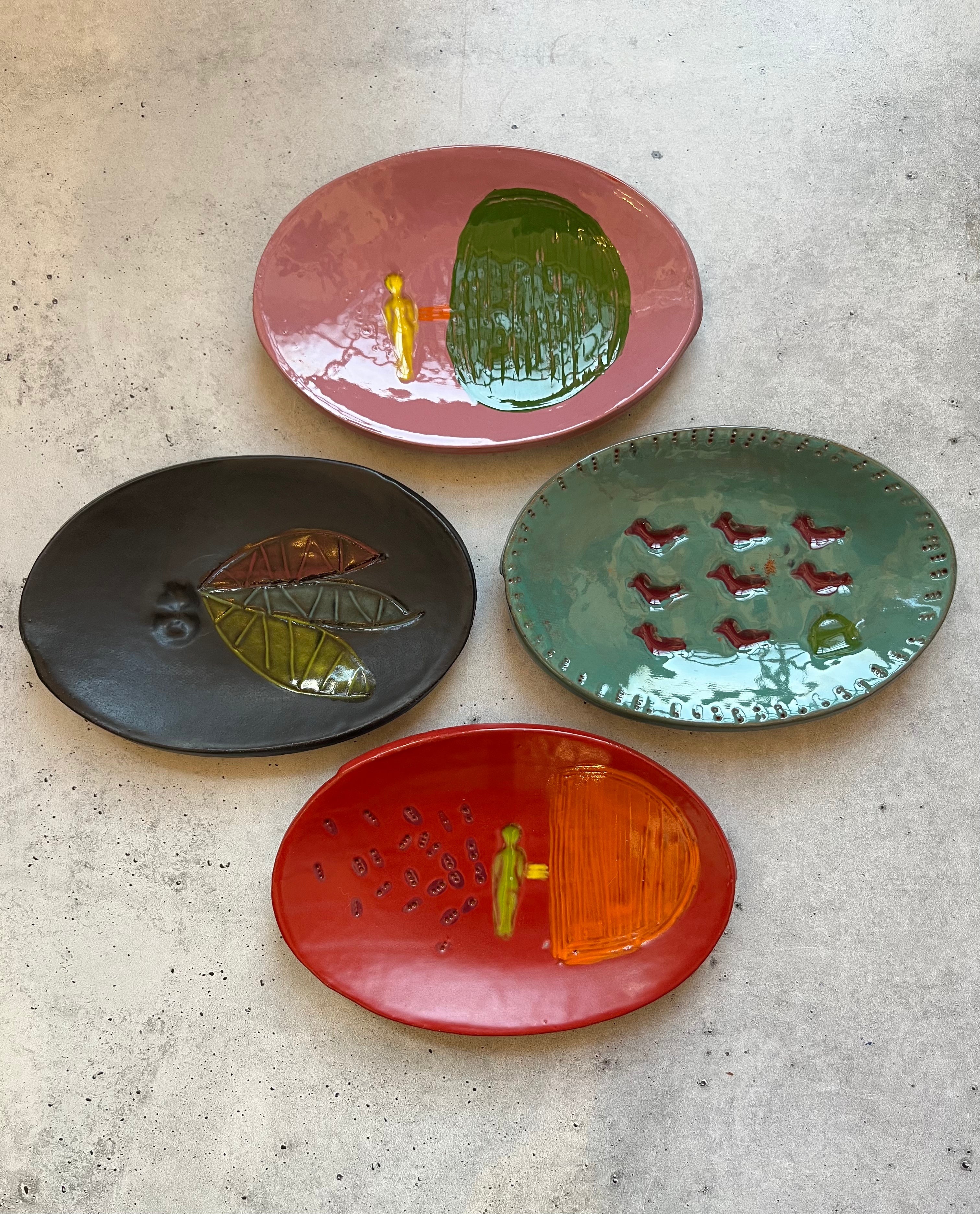 Plates ~ oval