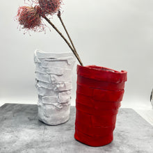 Load image into Gallery viewer, Vase - Red
