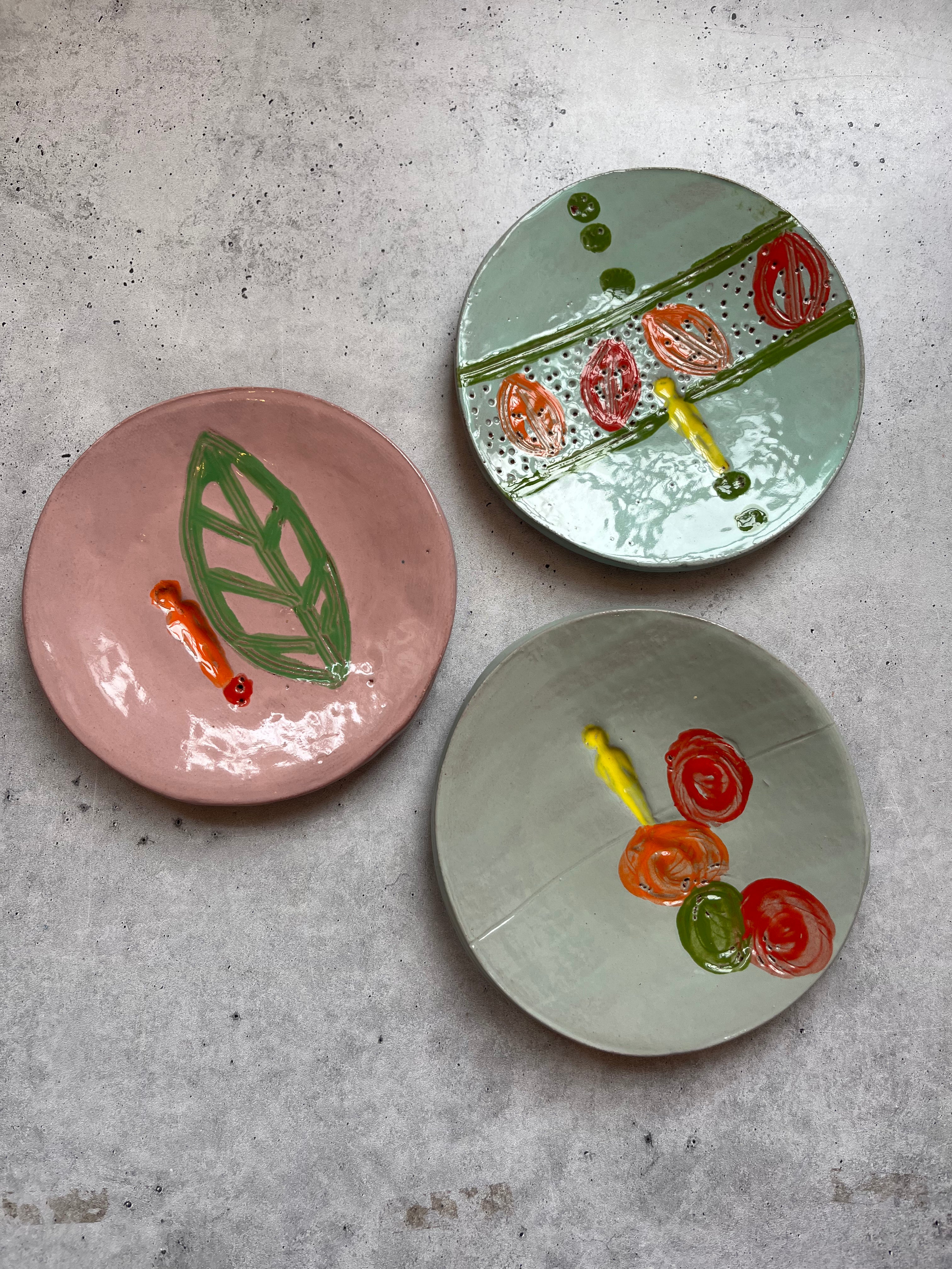 Plates ~ 6.5” Round