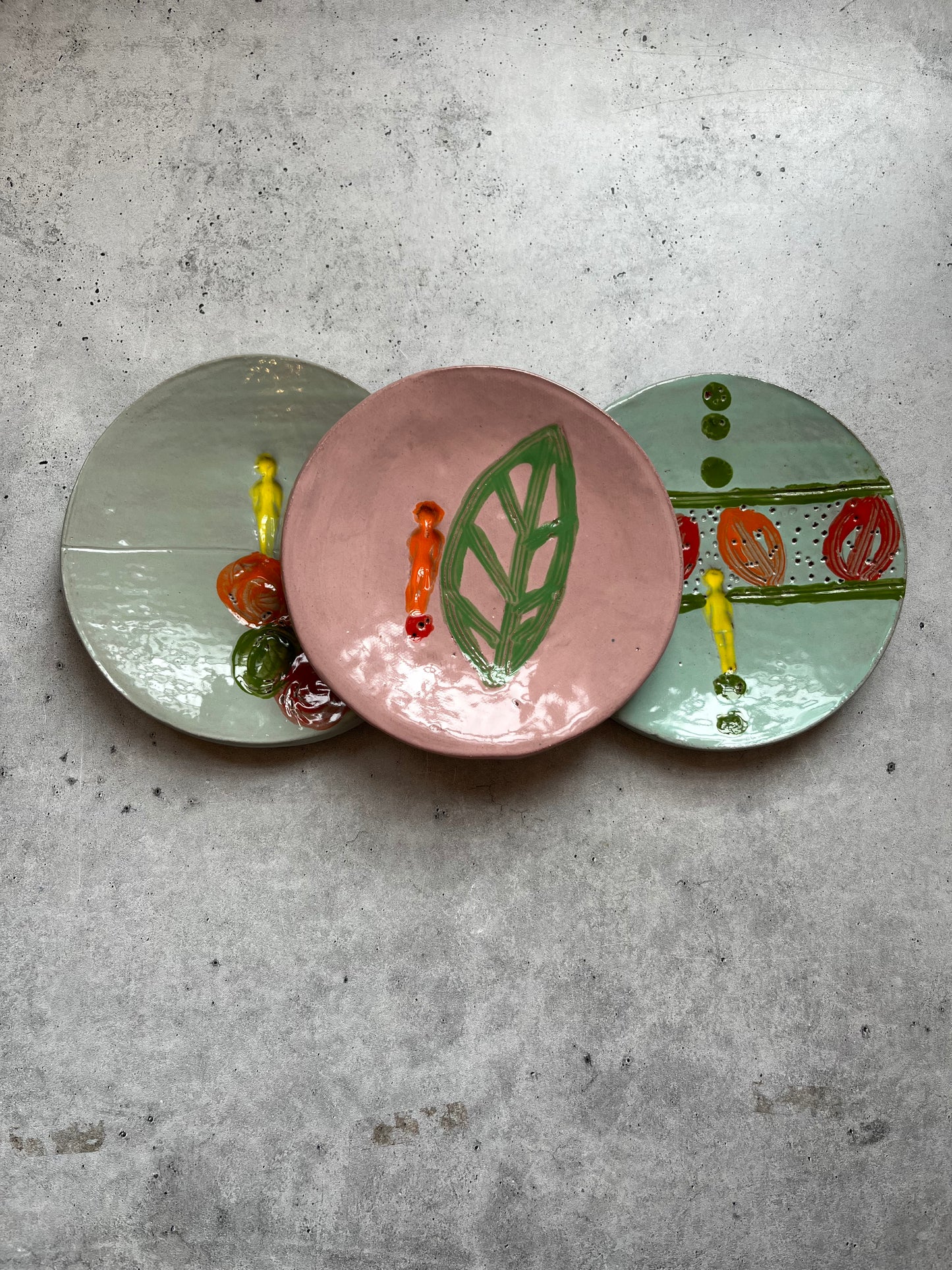 Plates ~ 6.5” Round