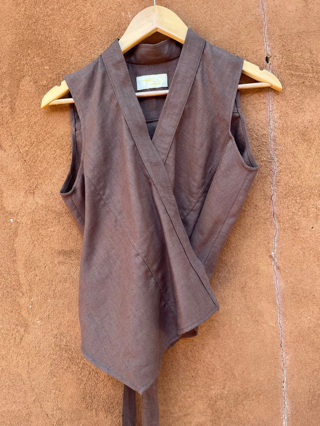 Front tie top - brown
