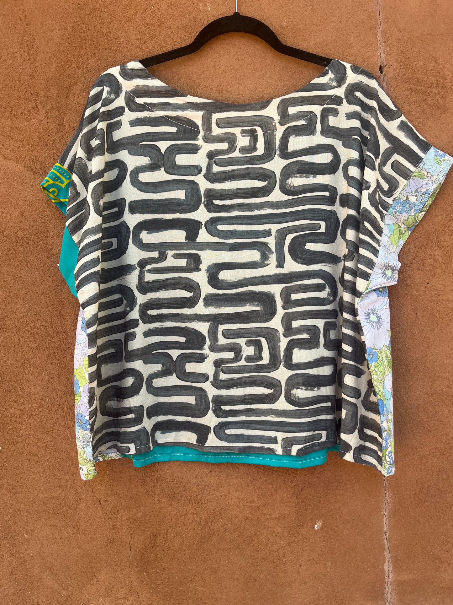 Screenprinted Box top ~ L ~ 100% Raw cotton