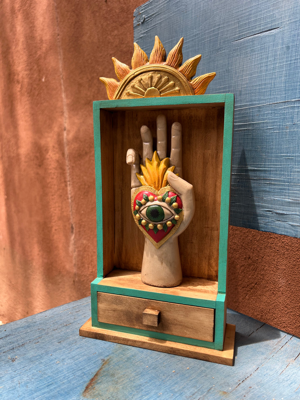 Retablo with drawer “Mano Corazon”