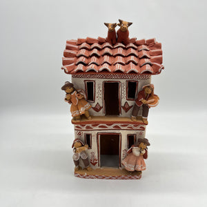 Musician houses - Bulls on roof