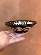 Chulucanas Ceramic Incense Holder ~ Modelo Clasico ~ Black & white