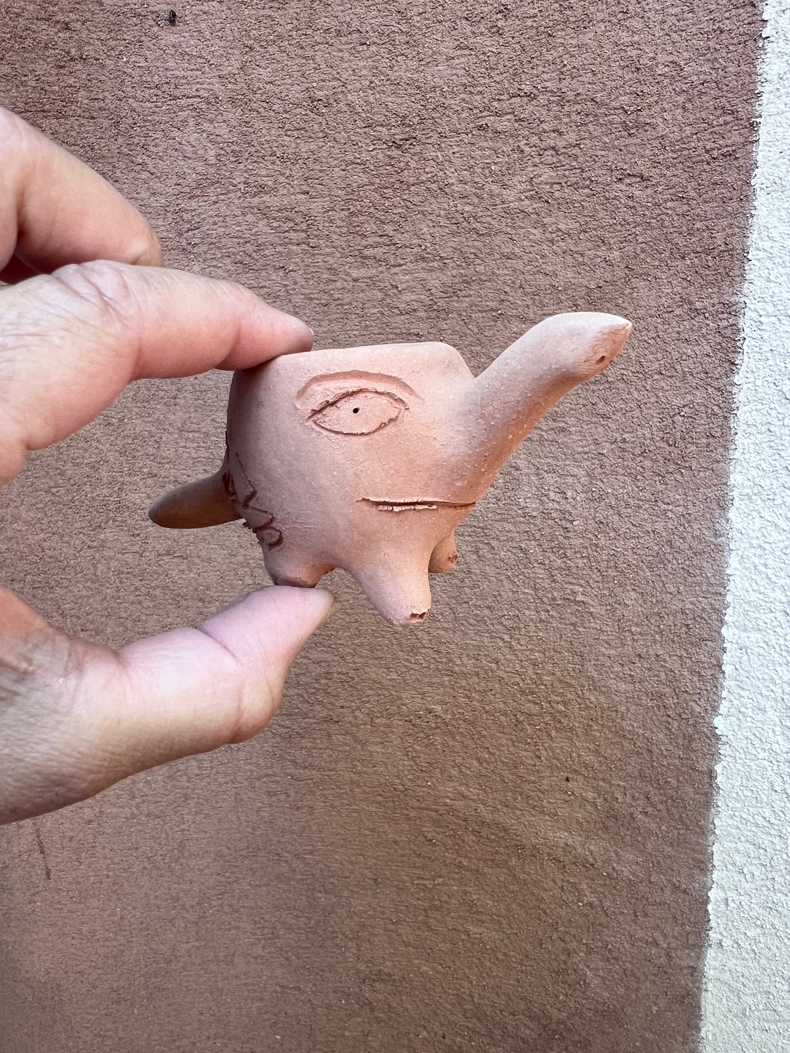 Cuellito ~ dinosaur planter with legs