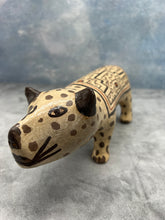 Load image into Gallery viewer, Shipibo Ceramic Jaguar - Medium
