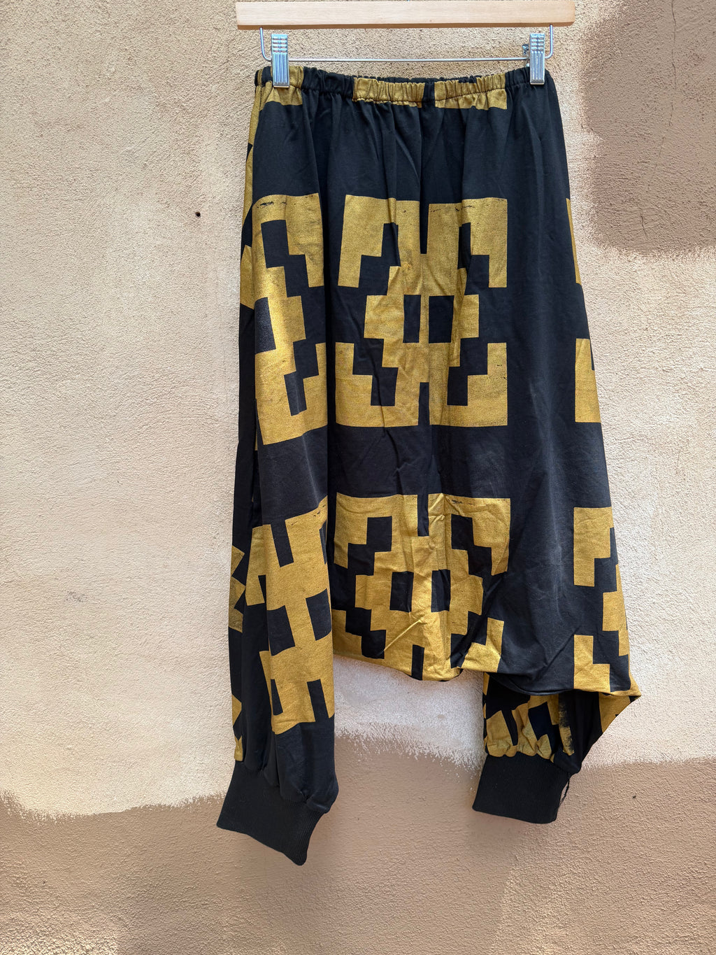 Screenprinted pants ~ Large ~ Black & Gold