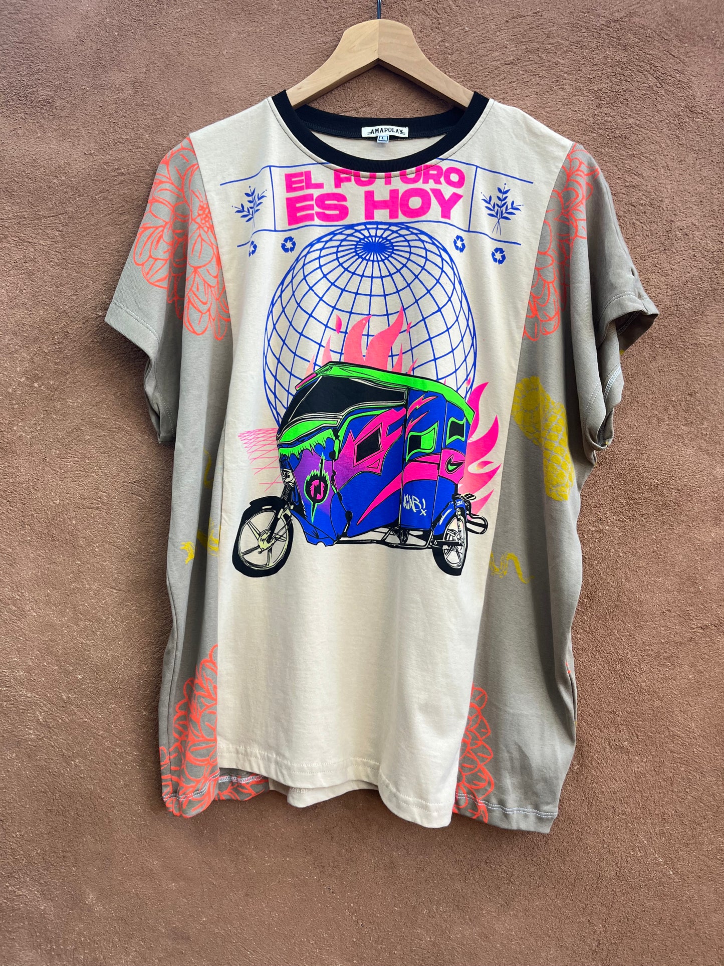 T-shirt ~ one of a kind ~ Large