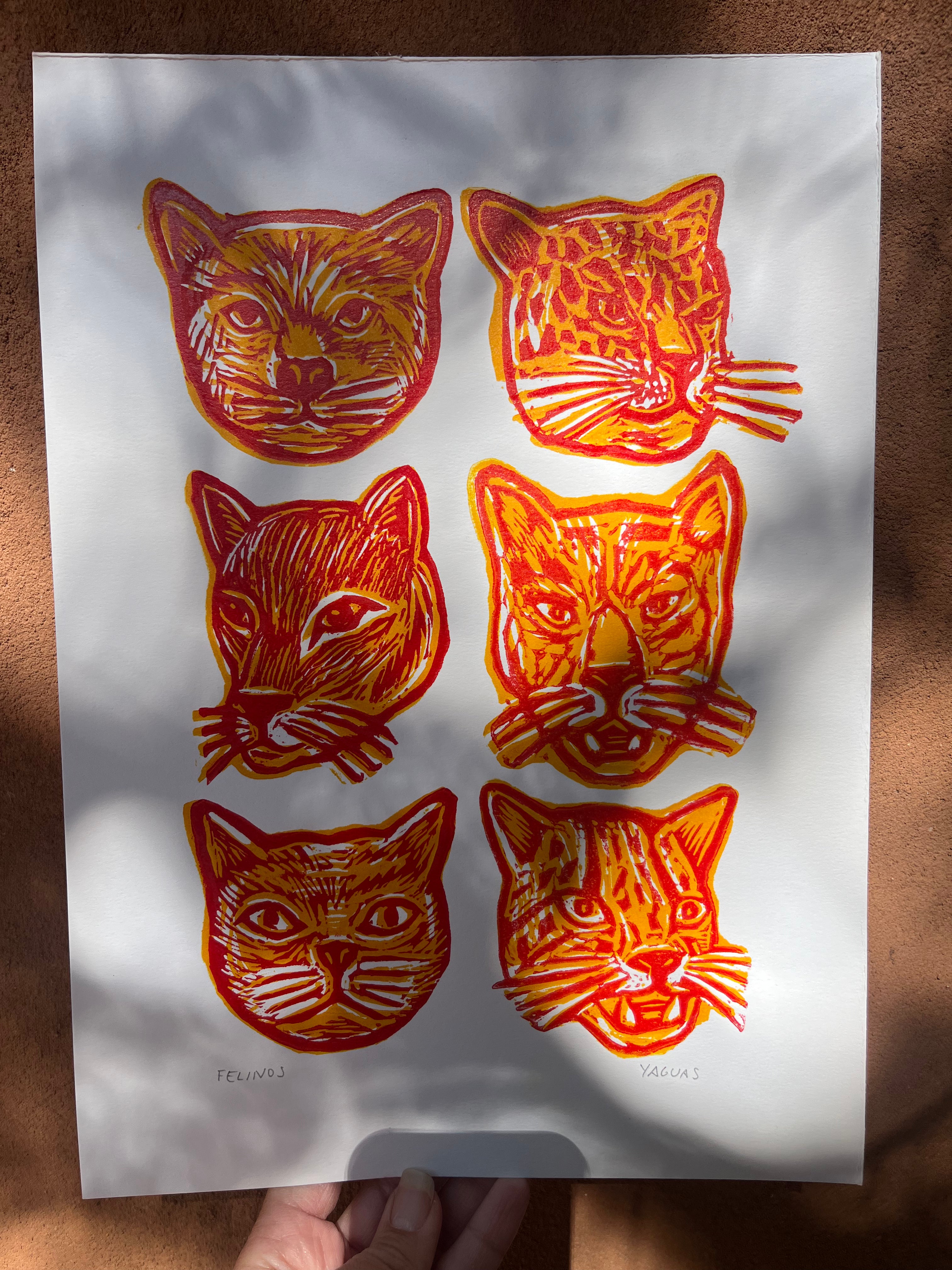 Felinos - Lino Print