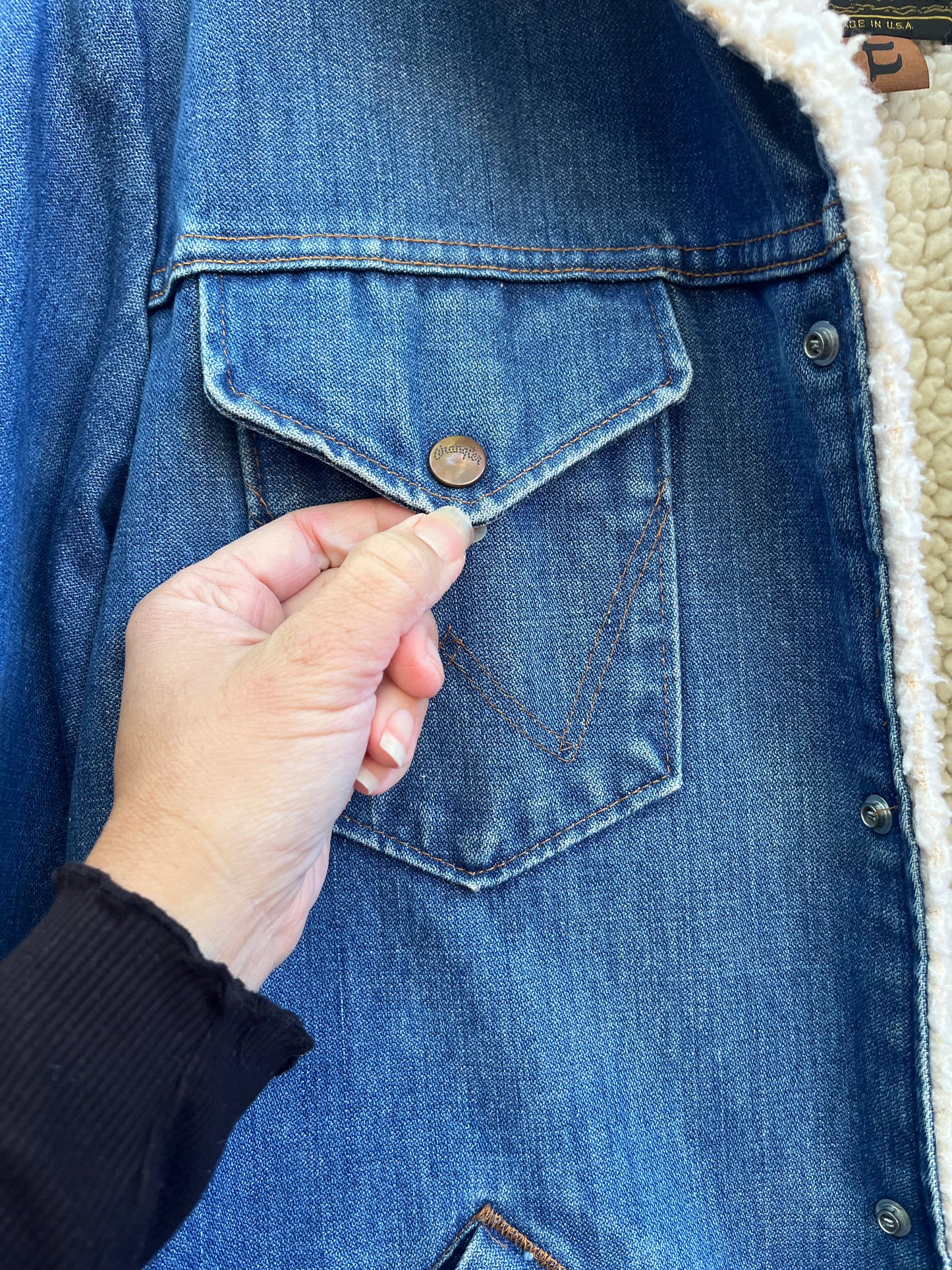 Vintage Levi’s jacket ~ Second-Hand Levi denim jacket with an original handwoven back panel.