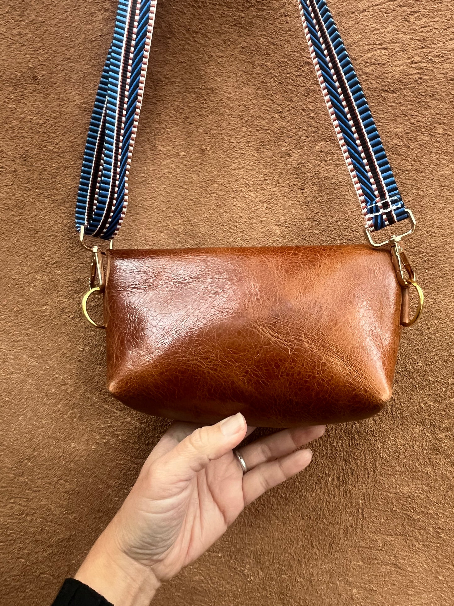 Crossbody Bag - Brown Leather